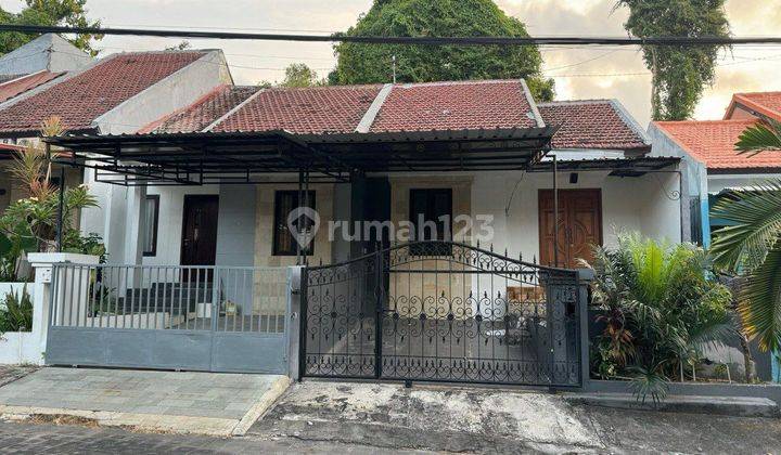 Dijual Rumah Ready Unit Strategis Murah Hrg Nego 1 M-an di Benoa 1