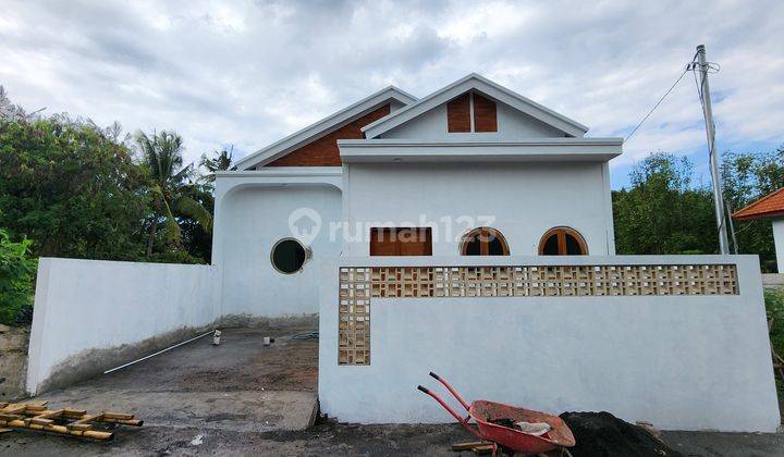 Leasehold beautiful minimalist house in Pering, Bali only IDR 685 million or US$ 43,000 1