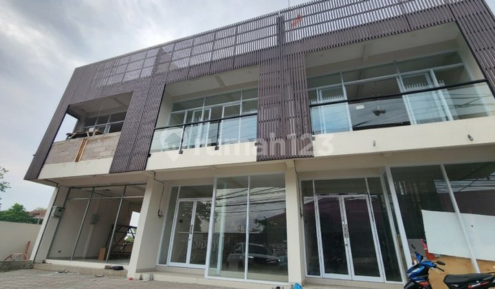 Ready-to-Occupy Shop House 4 Floors, Strategic Location @benoa, Nusa Dua, Bali