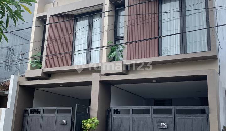 Rumah Mewah 2 Lantai, Fully Furnished, Strategis @renon, Denpasar