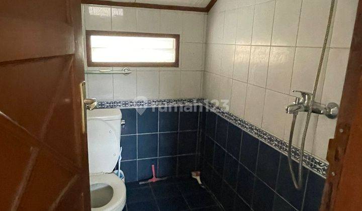 Disewakan Rumah Dengan Tanah Luas Siap Huni di Sektor 2 Bintaro Jaya 7
