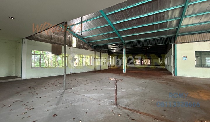 Rungkut Berbek Industrial Warehouse, strategically located near the Airport Toll Road access. Rungkut Berbek Industrial Warehouse, strategically located near the Airport Toll Road access.