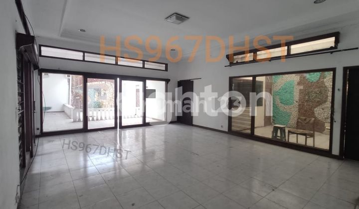 RUMAH DHARMAHUSADA ONE GATE SYSTEM HADAP TIMUR