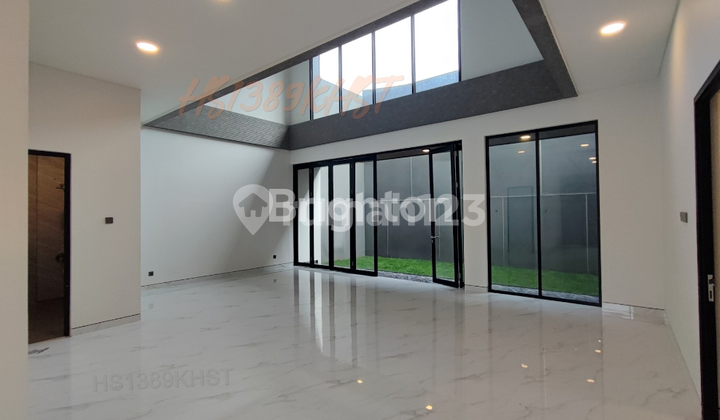 Rumah Kertajaya Indah Minimalis Modern row jalan lebar