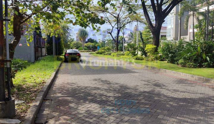 RUMAH ARAYA DI BOULEVARD JALAN KEMBAR MEWAH CLASSIC FULL FURNISHED 2