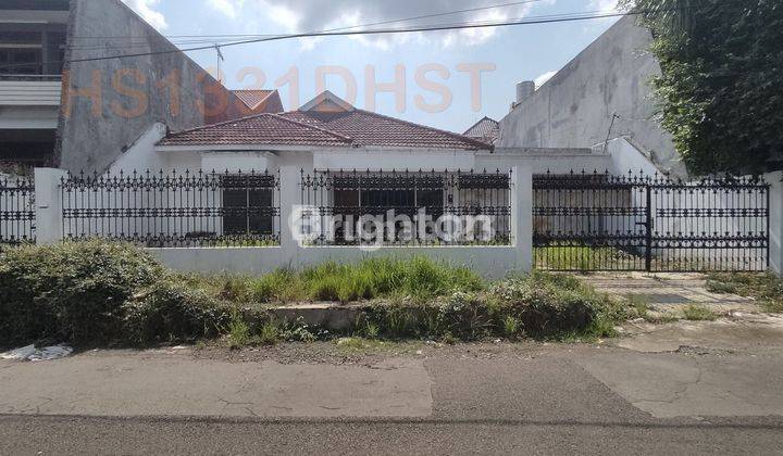 RUMAH DHARMAHUSADA INDAH HITUNG TANAH SAJA STRATEGIS DEKAT MANYAR KERTOARJO GM 2