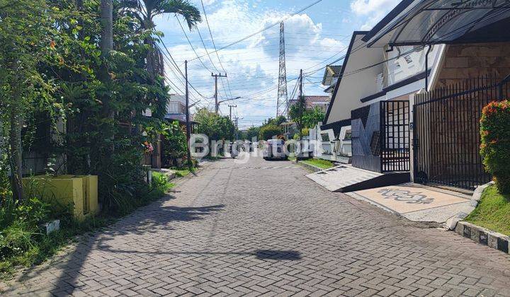 Rumah Kost Manyar Tompotika siap huni, lokasi strategis 2