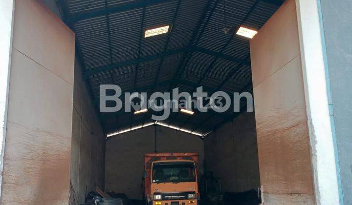 Turun harga Gudang Kepatihan Industri akses truk trailer 40ft 2