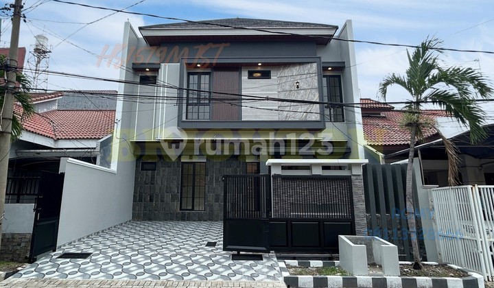 Rumah Manyar New Gress Minimalis Modern Row Jalan Lebar