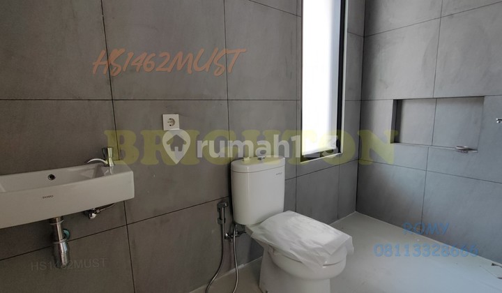 Turun harga Mulyosari Minimalis Modern dekat Pakuwon city Sutorejo 2
