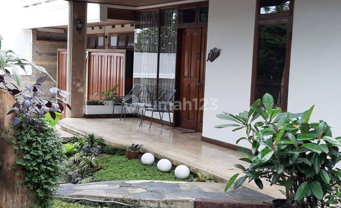 Rumah Bagus Unfurnished SHM di Setrasari, Bandung 2