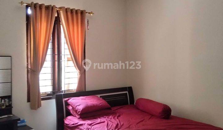 Rumah 2 Lantai Bagus Unfurnished SHM di Batununggal, Bandung 2