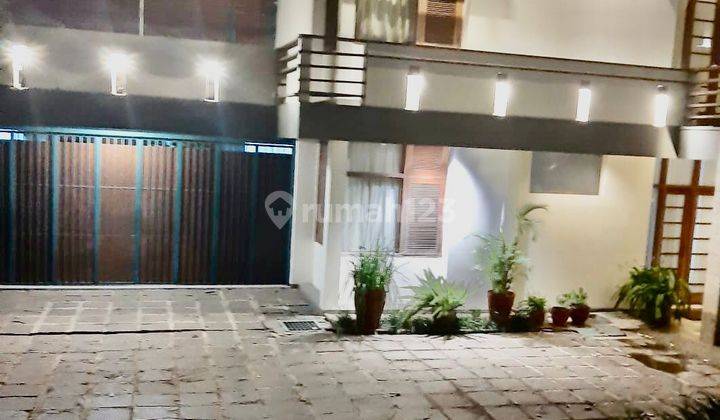 Rumah 2 Lantai Bagus Unfurnished SHM di Setrasari, Bandung 2