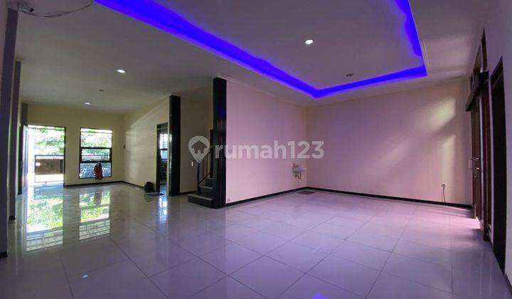 Rumah Bagus Unfurnished SHM di Mekarwangi, Bandung 1