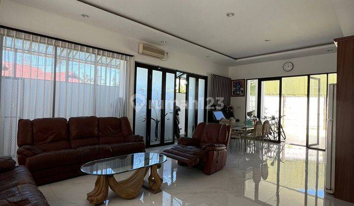 Rumah 2 Lantai Bagus Unfurnished SHM di Setraduta , Bandung 1