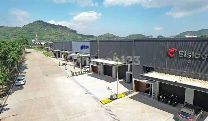 Premium Warehouse in Blue Sky Industrial Estate, Near Toll Access, IMB Approved, Flood-Free, Free from Illegal Levies Premium Warehouse in Blue Sky Industrial Estate, Near Toll Access, IMB Approved, Flood-Free, Free from Illegal Levies