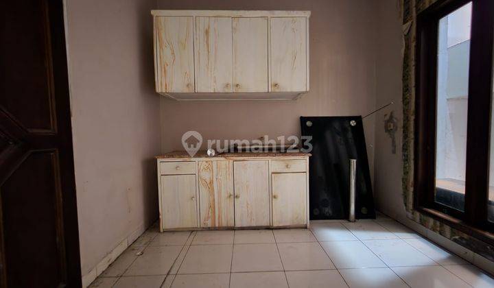 Rumah Bagus Unfurnished SHM di Batununggal, Bandung 2