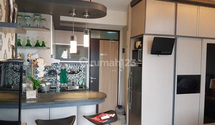 Apartement The Edge Baros 1 BR Semi Furnished 1