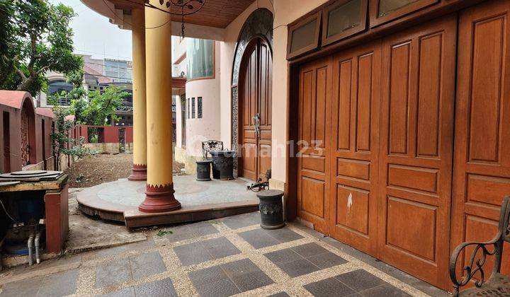 Rumah Bagus Unfurnished SHM di Batununggal, Bandung 1