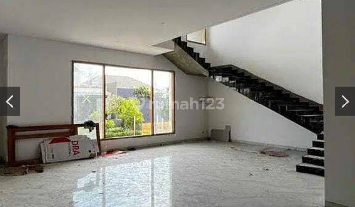 Rumah baru Grezz 3 lantai ada lift Graha family  2