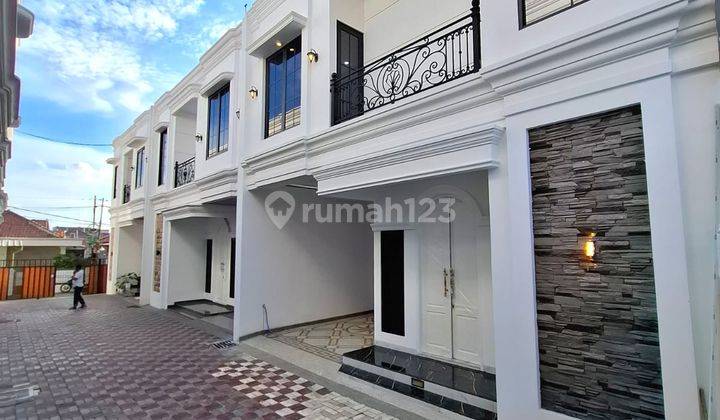 Rumah Modern Minimalis Mewah Lokasi Strategis Dkt Cilandak  1