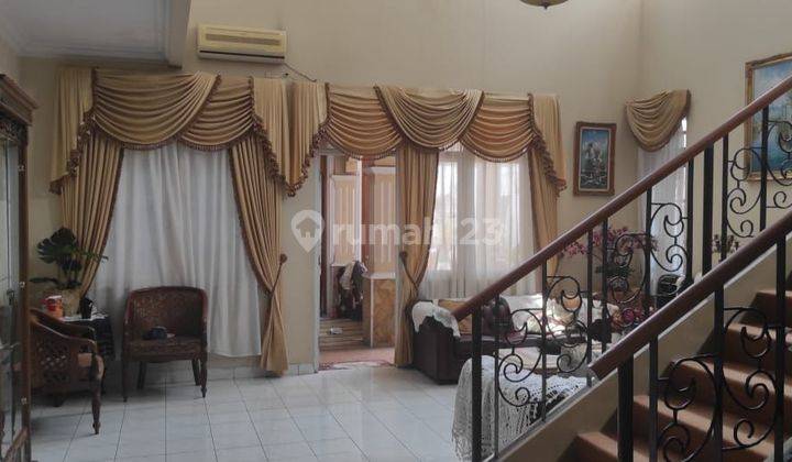 Rumah Bagus Boulevard Semi Furnished Rapi  1