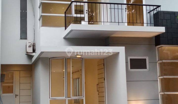 Rumah Bagus 2 Lantai Luas Siap Huni Dalam Cluster 1