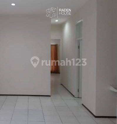 Rumah Siap Huni,tanah Luas,asri Dan Strategis Shm 2