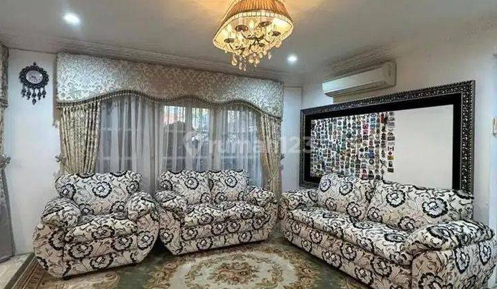 Rumah Mewah 21/4 Lantai Fully Furnished Shm 2