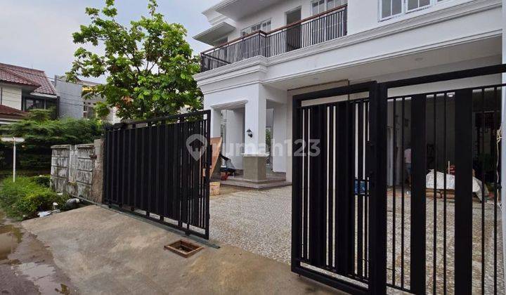 Rumah baru modern minimalis 2 Lantai di Lebak bulus, jaksel 2