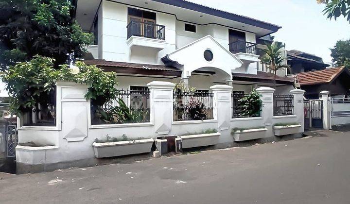 Dijual Cepat Rumah 2 Lantai SHM, Cocok Untuk Hunian atau Kost 1