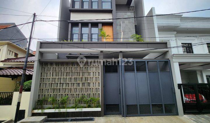 Rumah Baru 3 Lantai Di Pondok Indah 1