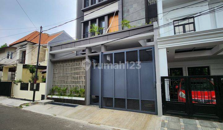 Rumah Baru 3 Lantai Di Pondok Indah 2