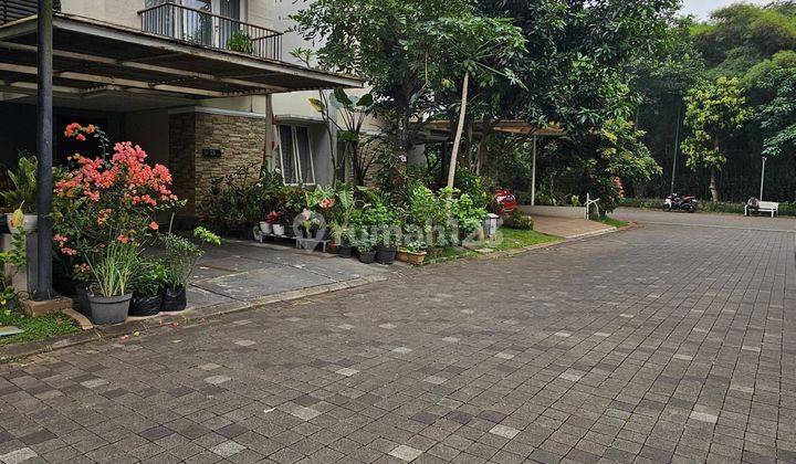 Rumah Cantik 2 Lantai Dalam Kompleks Elite  2