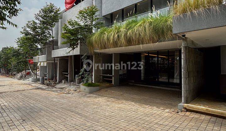 Brand New Townhouse Cantik Lokasi Strategis Di Andara 1