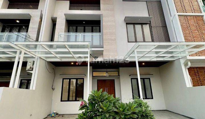 Brand New Rumah Cantik Di Kebayoran Baru 3 Lantai 2