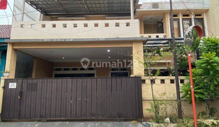 Rumah 2 Lantai Dalam Komplek Terawat Shm Utara 1