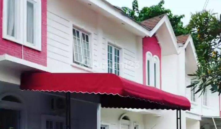 Rumah 3 Lantai + Rooftop Siap Huni ,terawat Bagus Shm 1