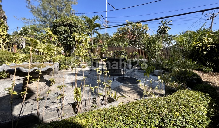 Rumah dijual di Raya Diponegoro Pusat Kota Surabaya, Sangat Strategis 2