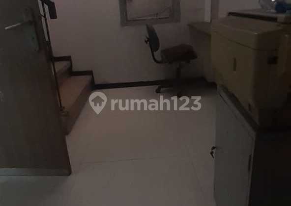 Shop House for Rent on Tidar Street, Sawahan, Surabaya 2