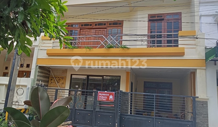 Rumah Dijual Semolowaru Indah Sukolilo Surabaya Rumah Dijual Semolowaru Indah Sukolilo Surabaya