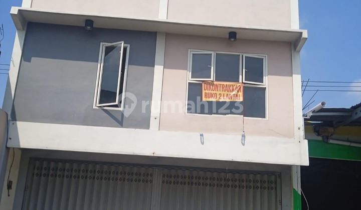 Ruko for Rent on Raya Banjar Sugihan Street, Tandes, Surabaya 1