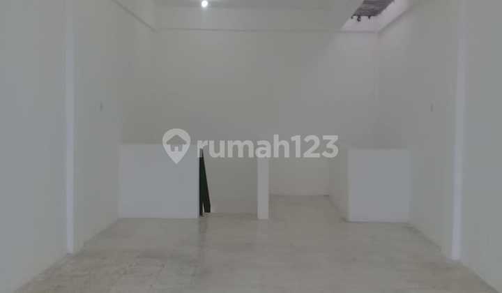 Shop House for Rent in Kaliagung Pabean, Cantikan, Surabaya 2