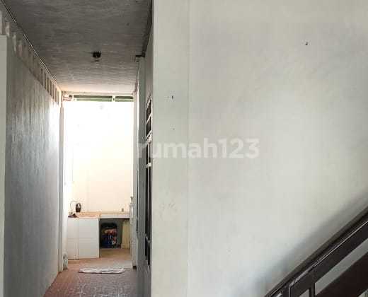 House for Sale in Simo Sidomulyo, Sawahan, Surabaya 2