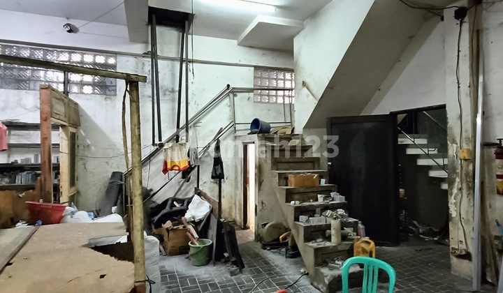 For Sale House in Krukah Timur, Gubeng, Surabaya 2