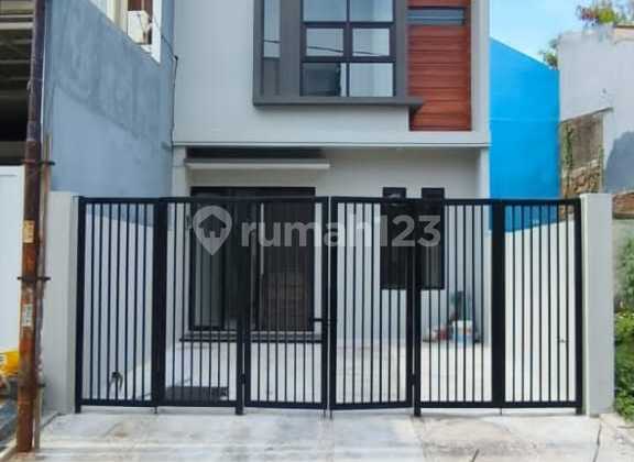 Dijual Rumah Baru 2 lantai di Surabaya Timur 1