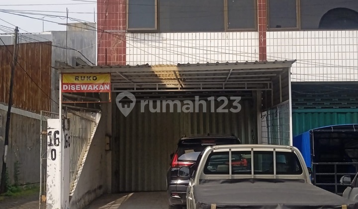 Ruko for Rent on Raden Saleh Street, Bubutan, Surabaya 1