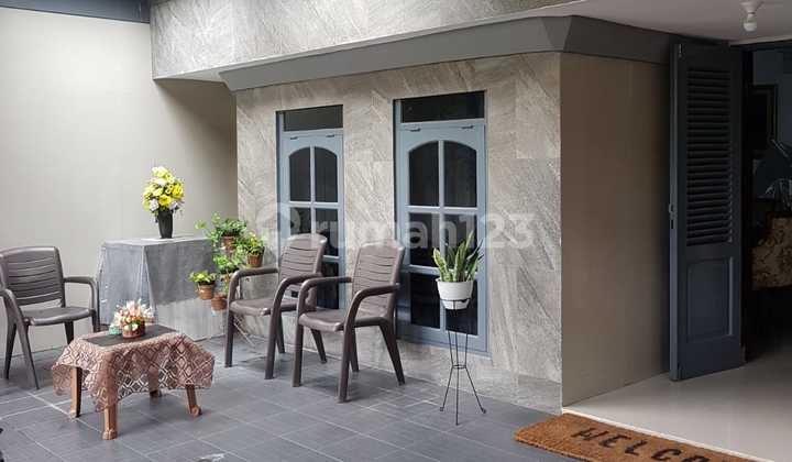 Rumah Dijual Semolowaru Tengah Sukolilo Surabaya 2