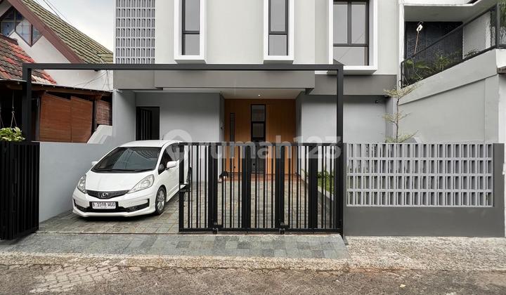 BRAND NEW HOUSE IN GATED COMMUNITY BINTARO READY TO OCCUPY EASY ACCESS