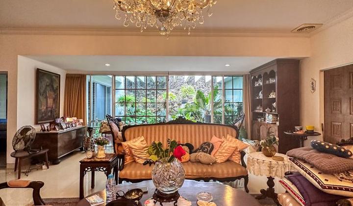 Luxury House in Premium Area Kebayoran Baru Near Senopati and Blok M